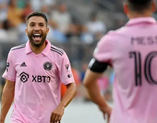Jordi Alba celebra un gol junto a Leo Messi en un partido de la MLS
